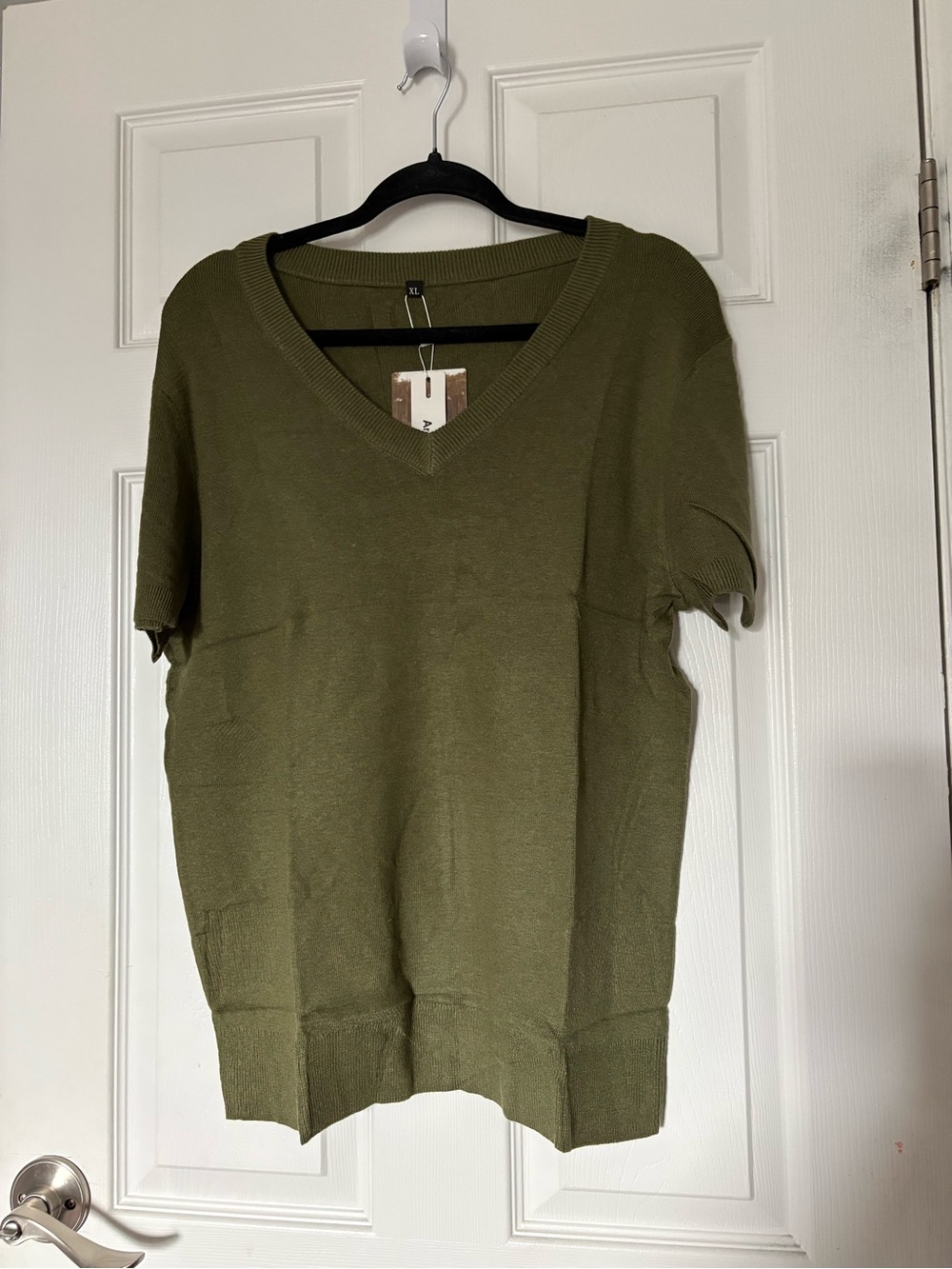 Olive Green V-Neck Short Sleeve Sweater - Arch&Cloz